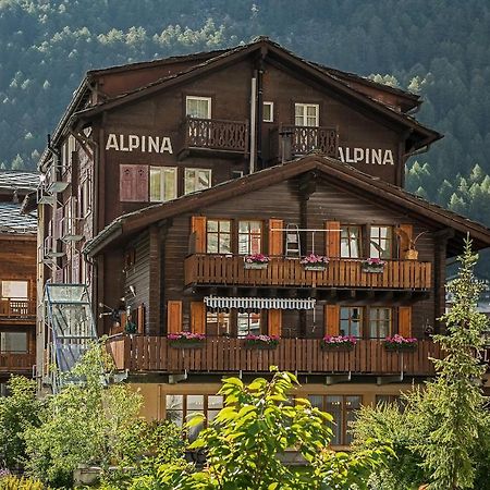 Hotel Alpina Zermatt Exteriör bild